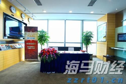 摩根大通(JPM.US)可能接替高盛(GS.US) 负责苹果(AAPL.US)的信用卡业务